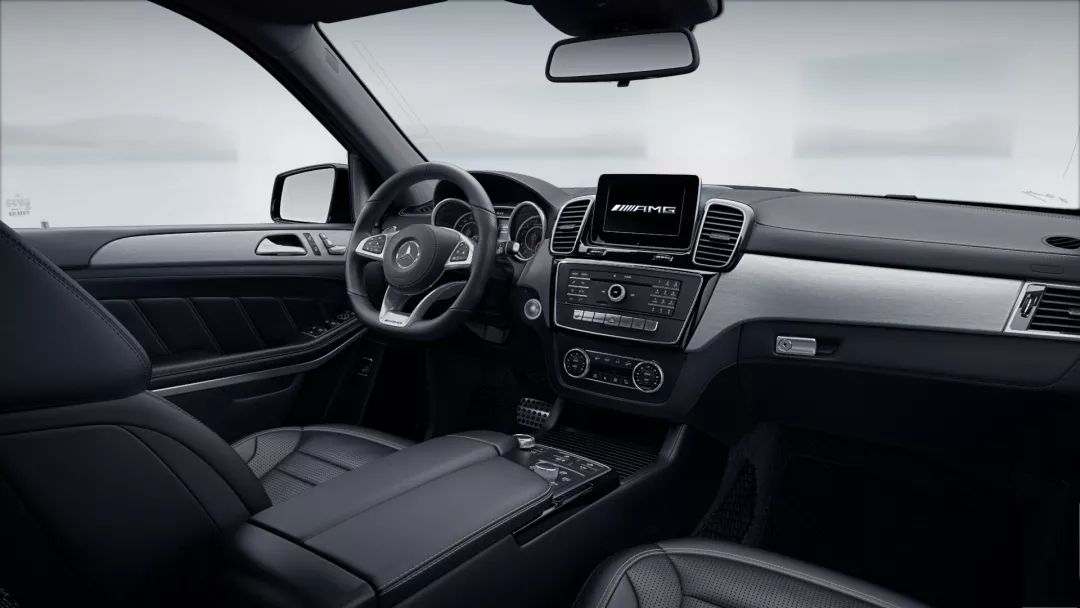 2020款GLS450，奔驰至今为止豪华尊贵的商务SUV